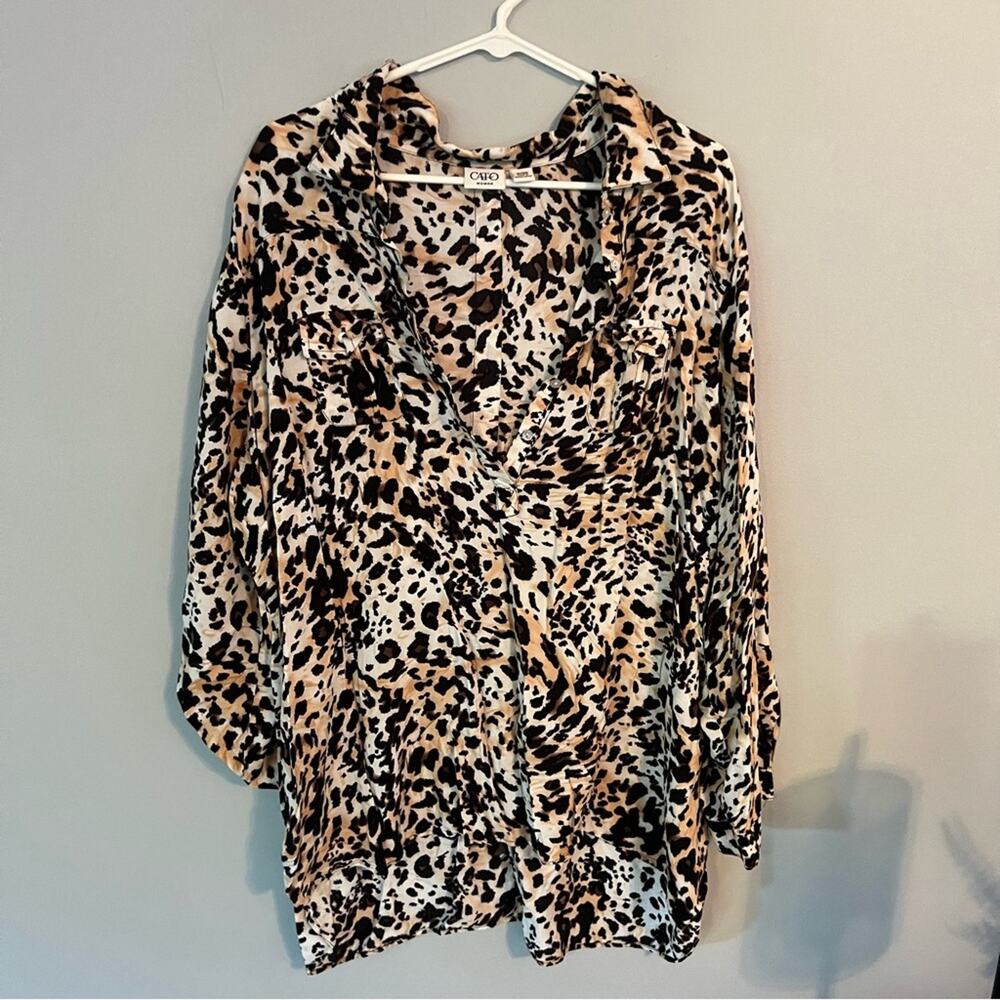 Cato Woman Animal Print Top Plus Size 26 / 28 V-Neck Button Down Shirt